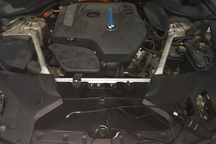 Used BMW 5 Series New Energy 2019 530Le Luxury Package Engine Bay