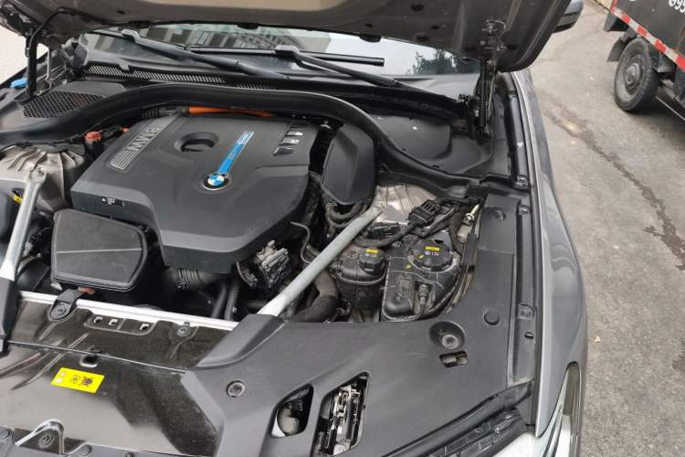 Used BMW 5 Series New Energy 2019 Updated 530Le Pioneer Edition Engine Bay Left