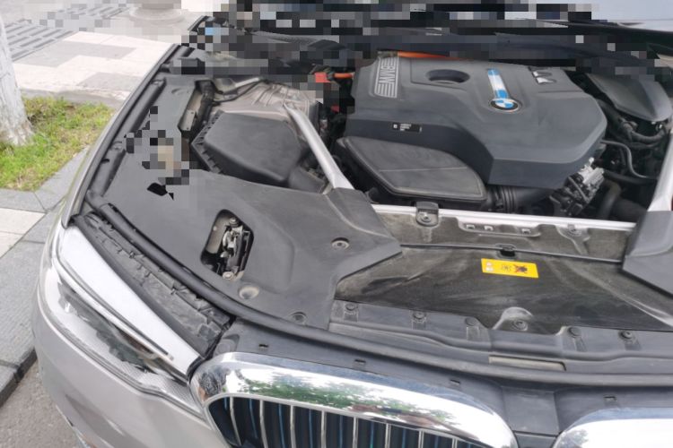Used BMW 5 Series New Energy 2019 530Le Luxury Package Engine Bay Right