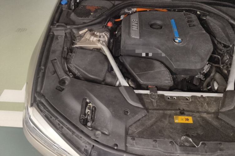 Used BMW 5 Series New Energy 2019 530Le Luxury Package Engine Bay Right