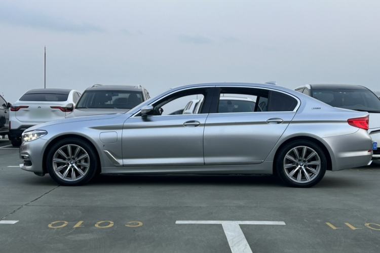 Used BMW 5 Series New Energy 2019 530Le Luxury Package Exterior 14