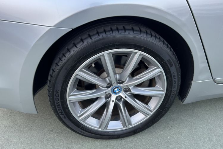 Used BMW 5 Series New Energy 2019 530Le Luxury Package Exterior 4