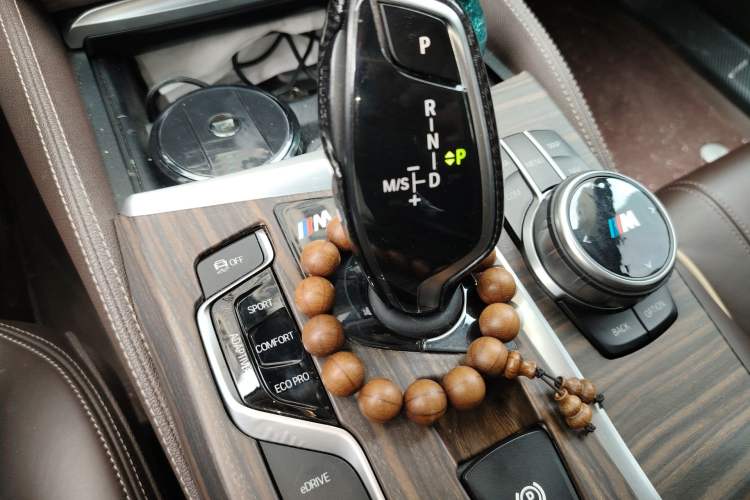 Used BMW 5 Series New Energy 2019 Updated Version 530Le Luxury Package Gear Lever