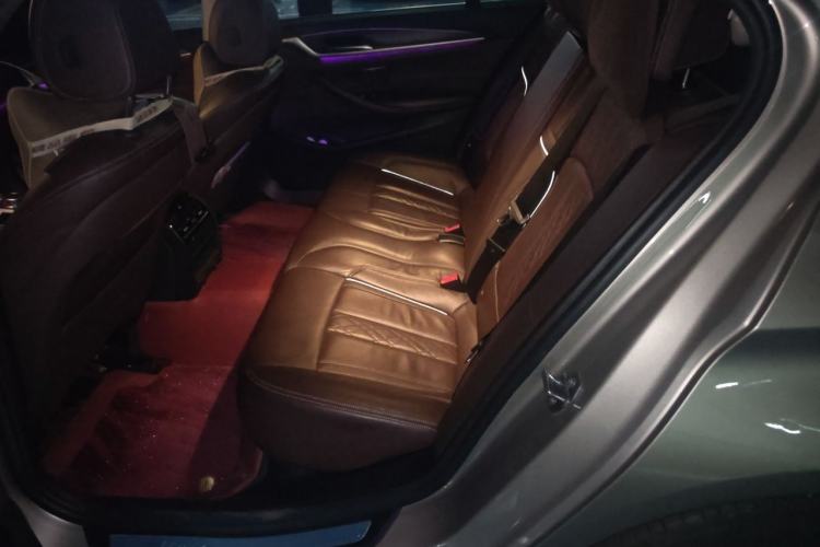 Used BMW 5 Series New Energy 2019 Updated Version 530Le Luxury Package Left Rear Seat