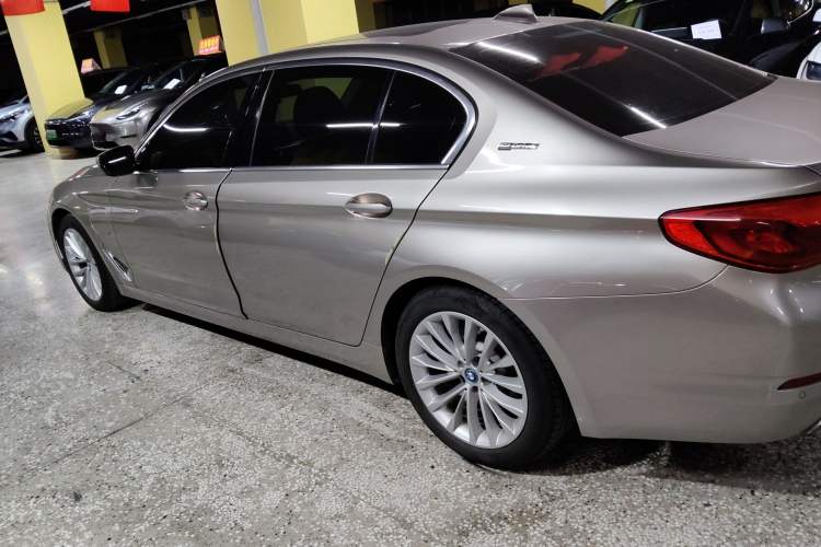 Used BMW 5 Series New Energy 2019 Updated Version 530Le Luxury Package Left Side