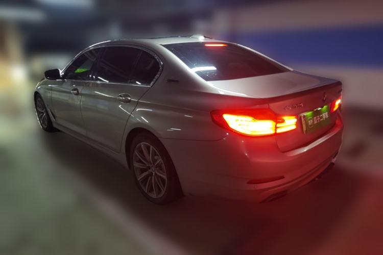 Used BMW 5 Series New Energy 2019 530Le Luxury Package Rear Left 45 Deg