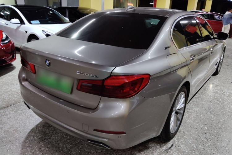 Used BMW 5 Series New Energy 2019 Updated Version 530Le Luxury Package Rear Right 45 Deg
