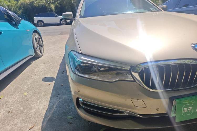 Used BMW 5 Series New Energy 2019 Updated Version 530Le Luxury Package Right Front Headlight