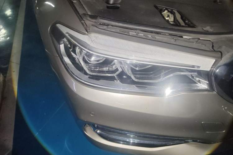 Used BMW 5 Series New Energy 2019 Updated Version 530Le Luxury Package Right Front Headlight