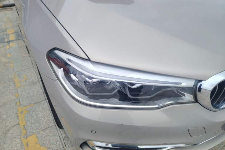Used BMW 5 Series New Energy 2019 530Le Luxury Package Right Front Headlight