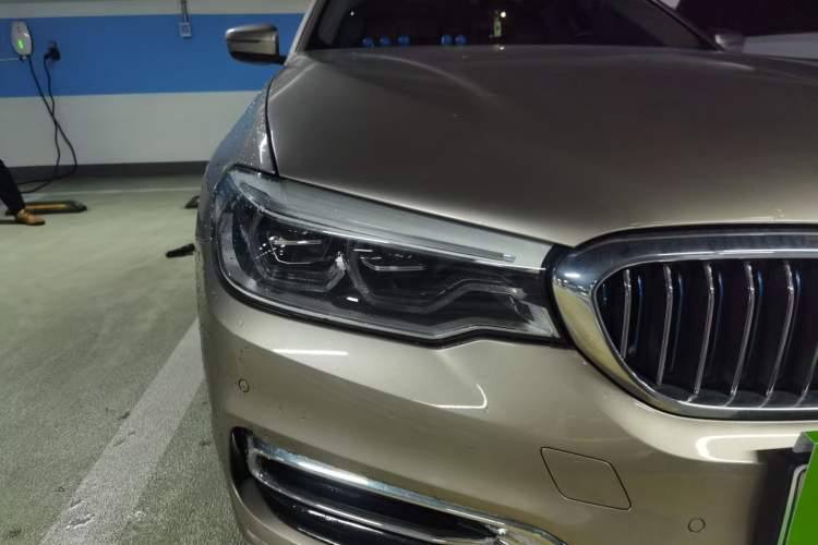 Used BMW 5 Series New Energy 2019 530Le Luxury Package Right Front Headlight