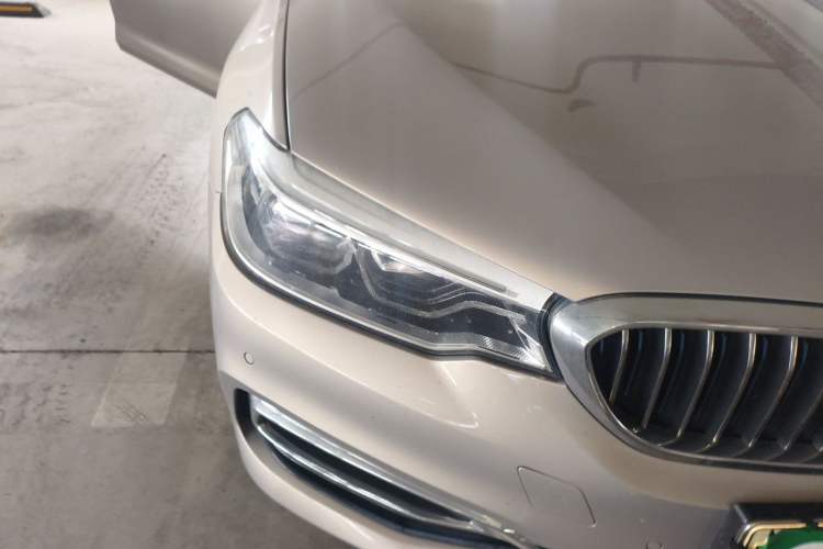 Used BMW 5 Series New Energy 2019 Updated Version 530Le Luxury Package Right Front Headlight
