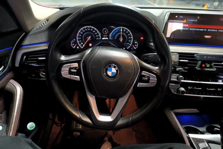 Used BMW 5 Series New Energy 2019 Updated 530Le Pioneer Edition Steering Wheel