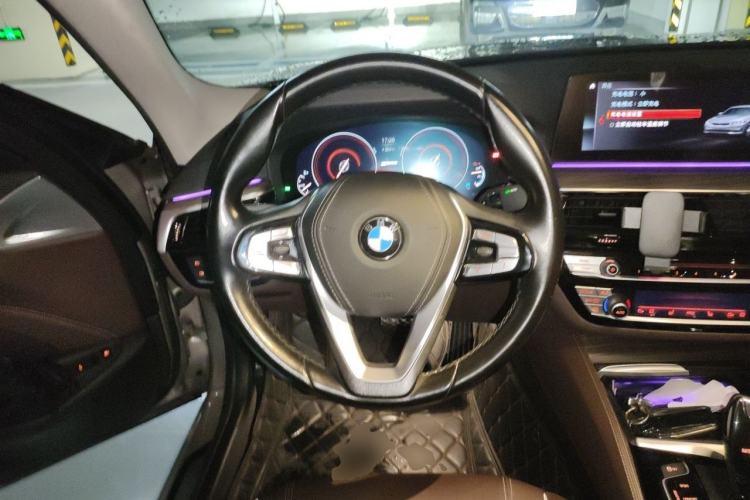 Used BMW 5 Series New Energy 2019 Updated Version 530Le Luxury Package Steering Wheel