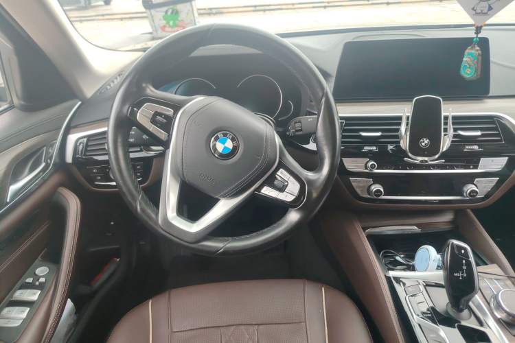 Used BMW 5 Series New Energy 2019 530Le Luxury Package Steering Wheel