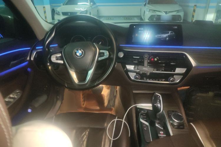 Used BMW 5 Series New Energy 2019 Updated Version 530Le Luxury Package Steering Wheel