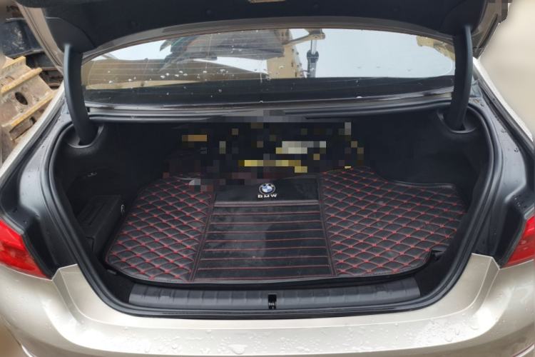 Used BMW 5 Series New Energy 2019 530Le Luxury Package Trunk