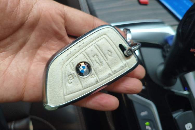 Used BMW 5 Series New Energy 2019 Updated 530Le Pioneer Edition Vehicle Key