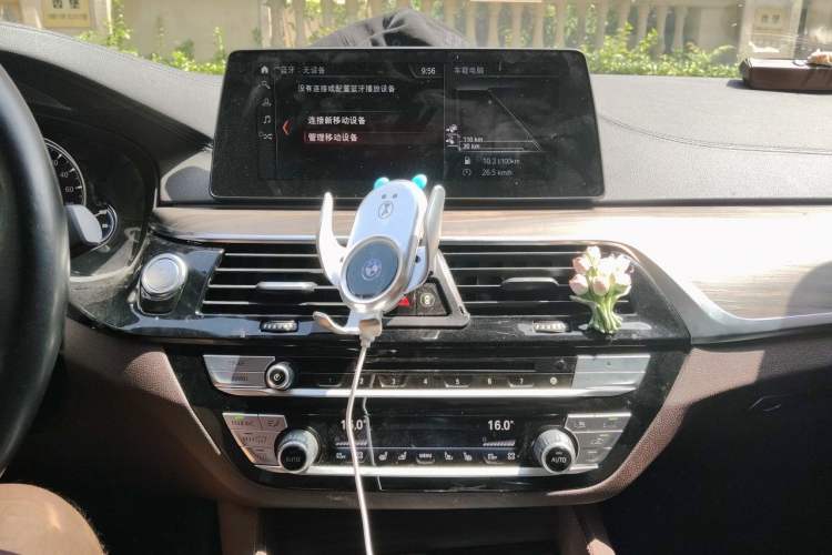 Used BMW 5 Series New Energy 2019 530Le Luxury Package Audio And AC Panel