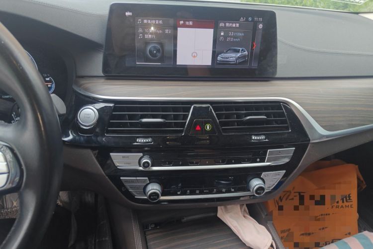 Used BMW 5 Series New Energy 2019 Updated Version 530Le Luxury Package Audio And AC Panel