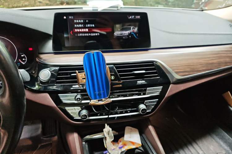 Used BMW 5 Series New Energy 2019 530Le Luxury Package Audio And AC Panel