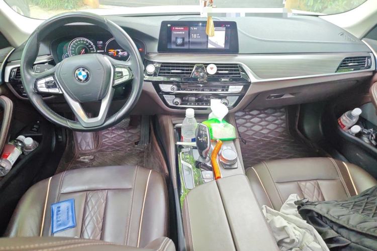 Used BMW 5 Series New Energy 2019 530Le Luxury Package Center Console