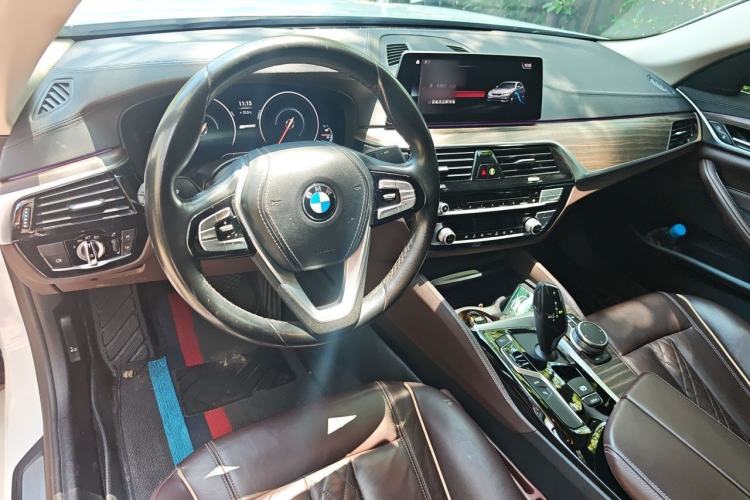 Used BMW 5 Series New Energy 2019 530Le Luxury Package Center Console