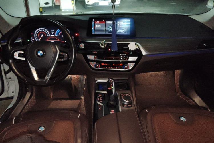 Used BMW 5 Series New Energy 2019 Updated Version 530Le Luxury Package Center Console
