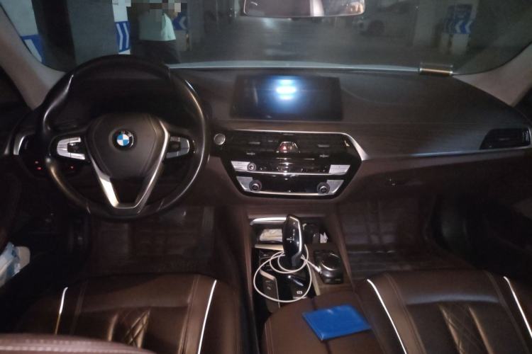 Used BMW 5 Series New Energy 2019 530Le Luxury Package Center Console