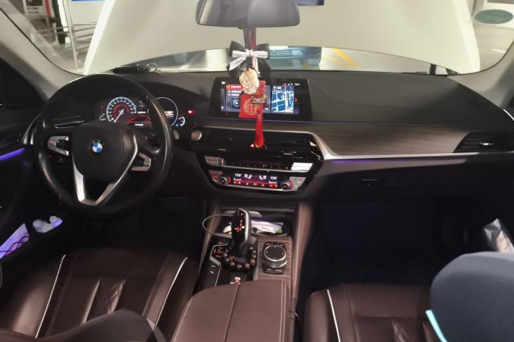 Used BMW 5 Series New Energy 2019 530Le Luxury Package Center Console
