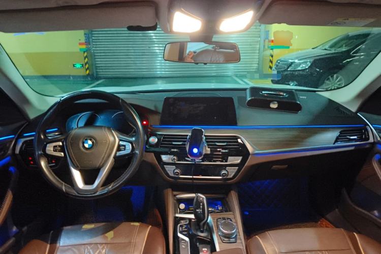 Used BMW 5 Series New Energy 2019 530Le Luxury Package Center Console