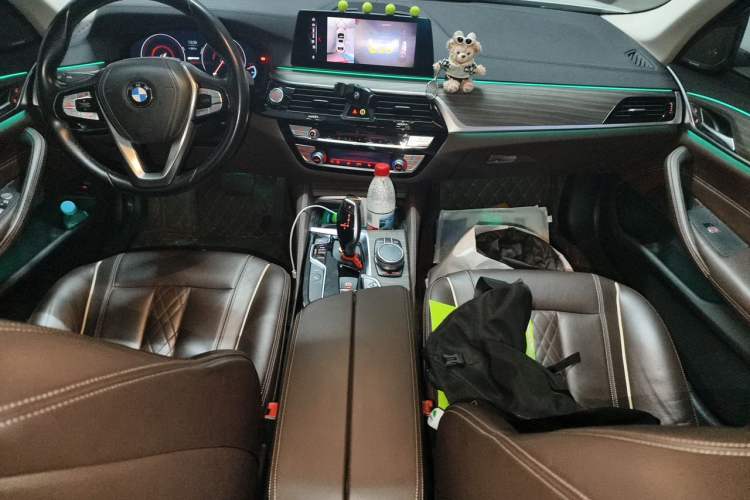 Used BMW 5 Series New Energy 2019 530Le Luxury Package Center Console