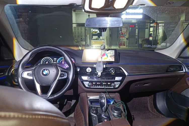 Used BMW 5 Series New Energy 2019 530Le Pioneer Edition Center Console