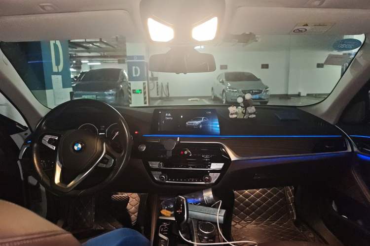 Used BMW 5 Series New Energy 2019 Updated 530Le Pioneer Edition Center Console