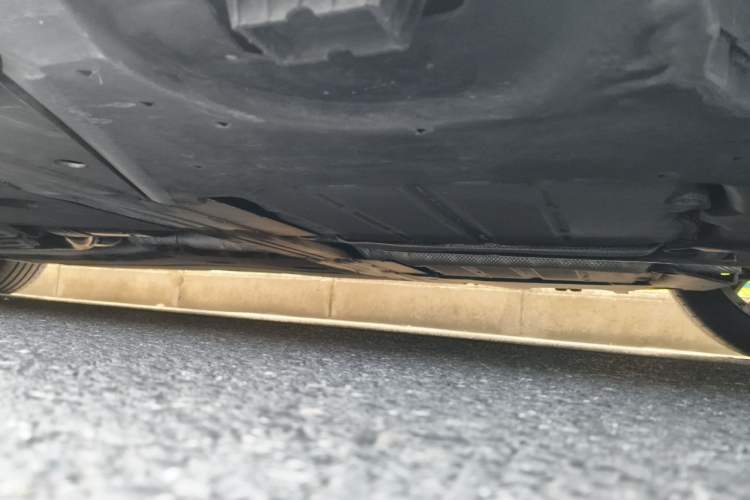 Used BMW 5 Series New Energy 2019 530Le Luxury Package Chassis Rear Left