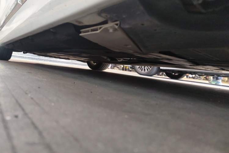 Used BMW 5 Series New Energy 2019 530Le Luxury Package Chassis Rear Left