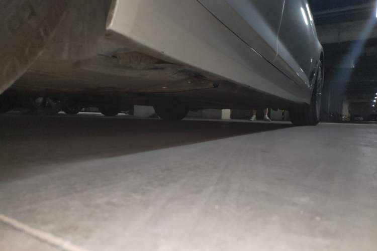Used BMW 5 Series New Energy 2019 530Le Luxury Package Chassis Rear Right