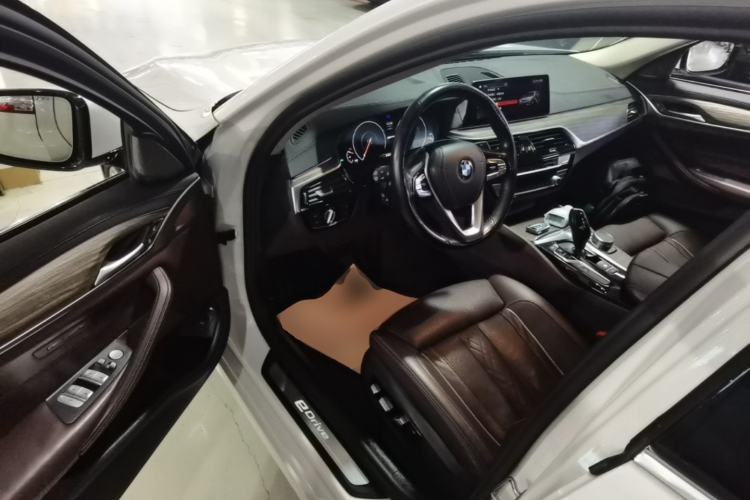 Used BMW 5 Series New Energy 2019 530Le Pioneer Edition Driver Seat
