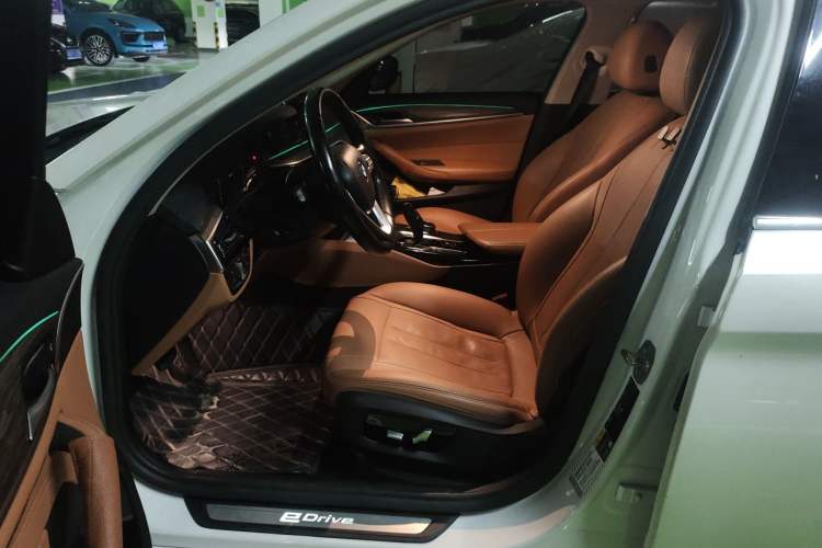 Used BMW 5 Series New Energy 2019 530Le Luxury Package Driver Seat