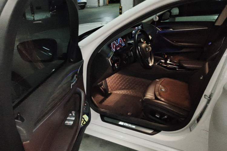 Used BMW 5 Series New Energy 2019 Updated Version 530Le Luxury Package Driver Seat