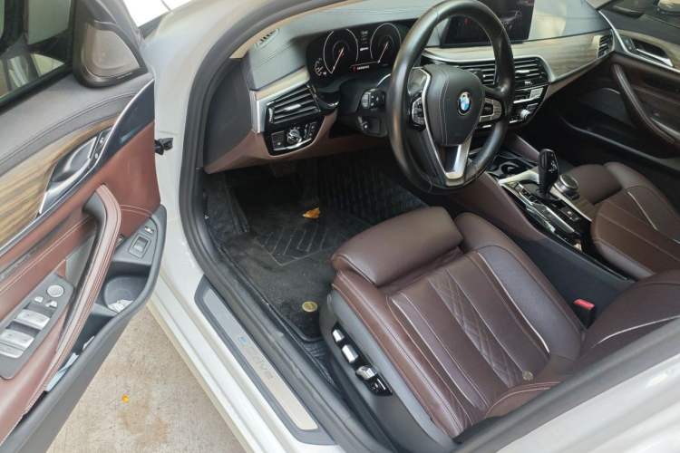 Used BMW 5 Series New Energy 2019 Updated 530Le Pioneer Edition Driver Seat