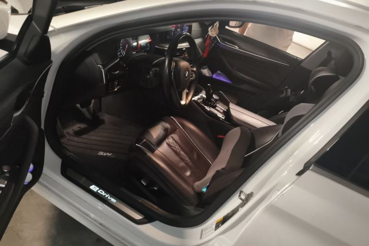 Used BMW 5 Series New Energy 2019 530Le Luxury Package Driver Seat