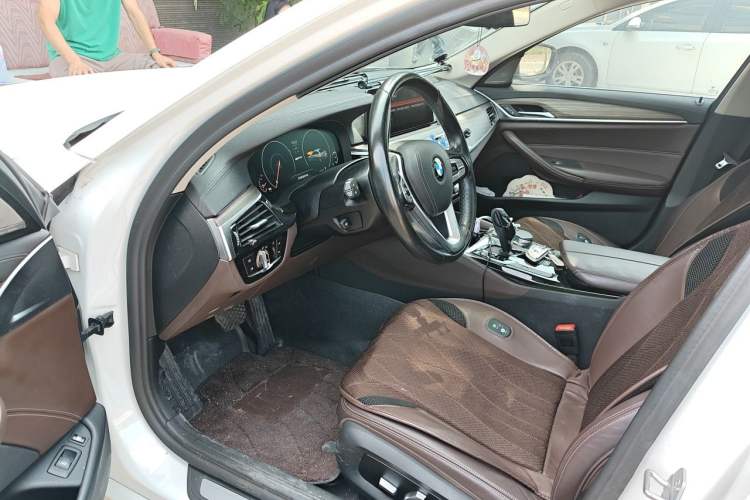 Used BMW 5 Series New Energy 2019 530Le Luxury Package Driver Seat