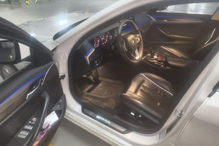 Used BMW 5 Series New Energy 2019 Updated Version 530Le Luxury Package Driver Seat