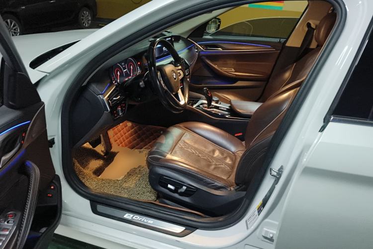 Used BMW 5 Series New Energy 2019 530Le Luxury Package Driver Seat