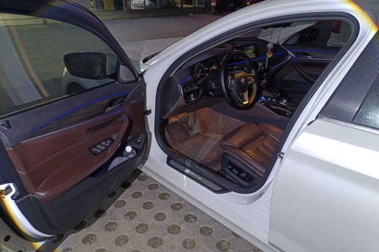 Used BMW 5 Series New Energy 2019 530Le Pioneer Edition Driver Seat