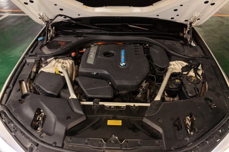 Used BMW 5 Series New Energy 2019 Updated Version 530Le Luxury Package Engine Bay