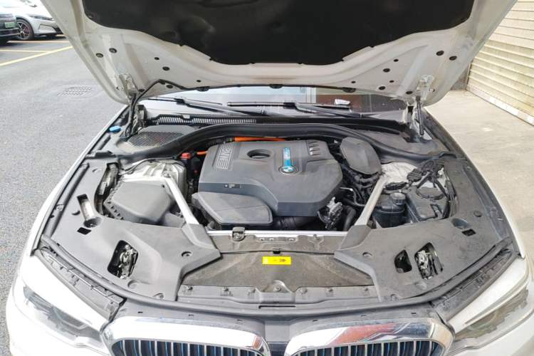 Used BMW 5 Series New Energy 2019 530Le Luxury Package Engine Bay