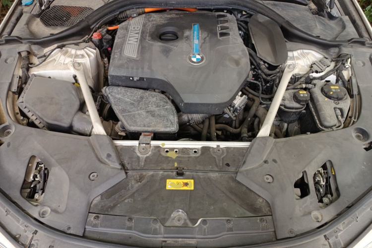 Used BMW 5 Series New Energy 2019 Updated Version 530Le Luxury Package Engine Bay