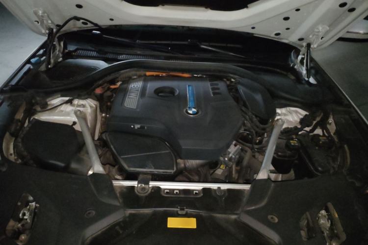 Used BMW 5 Series New Energy 2019 530Le Luxury Package Engine Bay